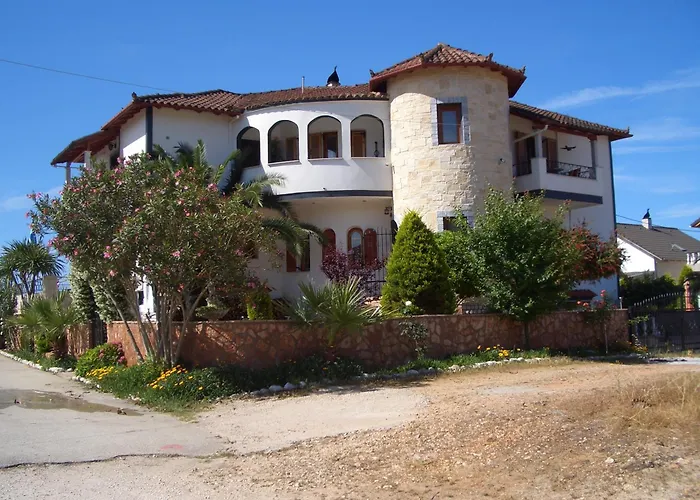 Aspri Villa