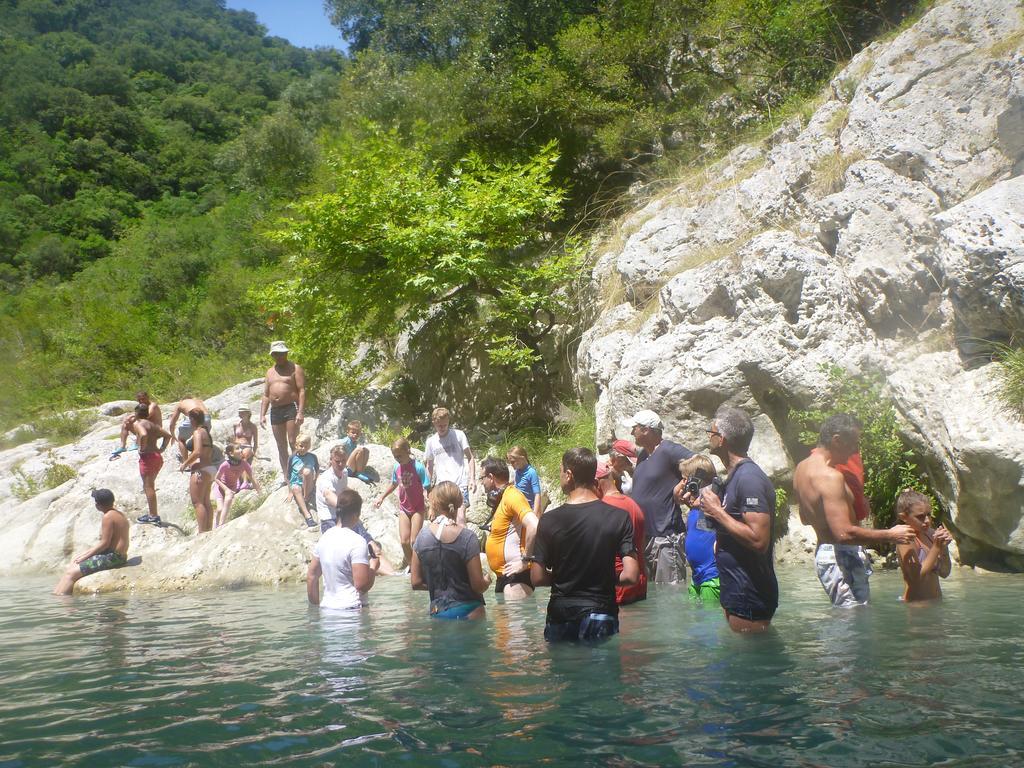 Aspri Ammoudia