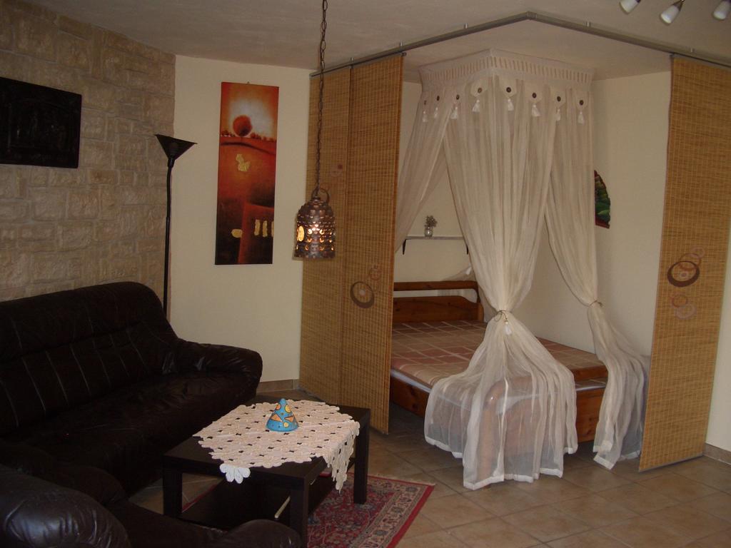 Apartament Aspri Ammoudia