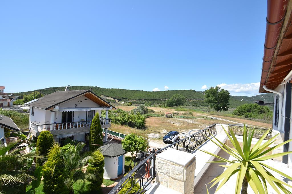 Aspri Ammoudia