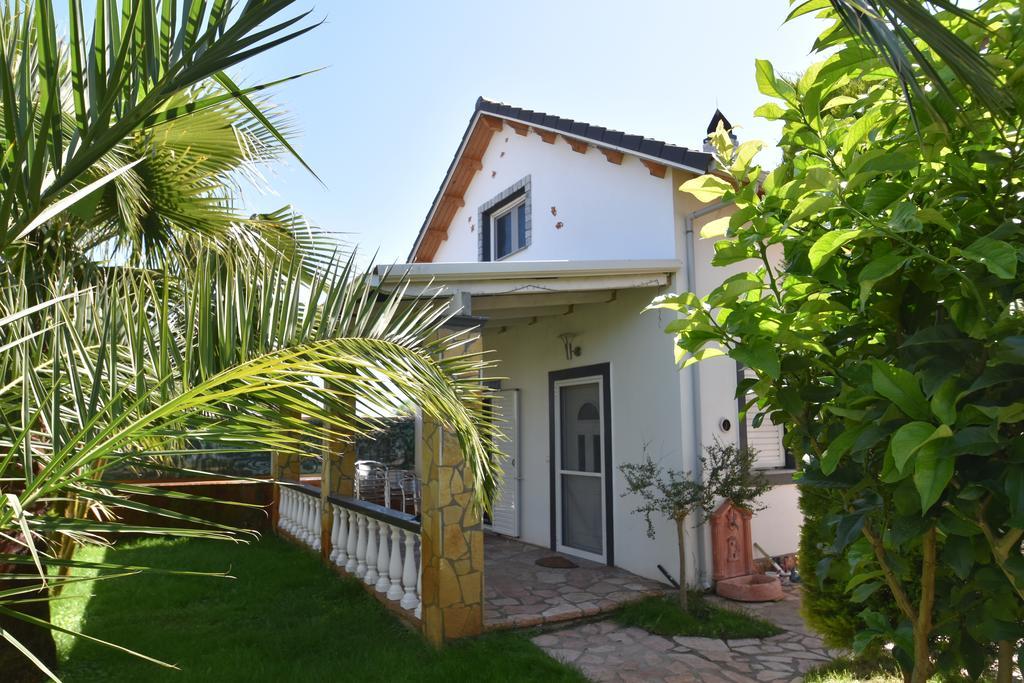 Aspri Apartament Ammoudia